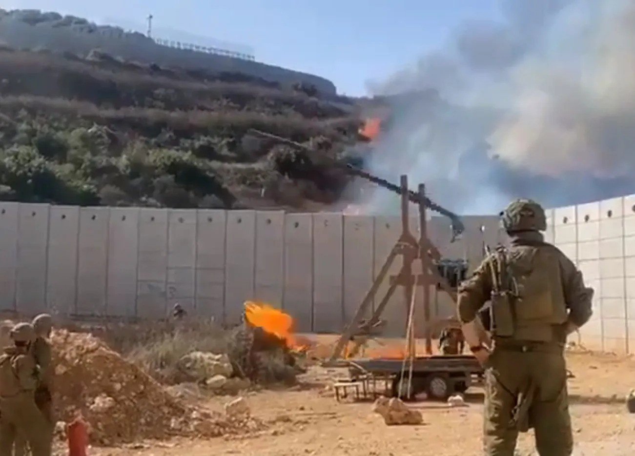 The Israeli army started using medieval weapons on the border with Lebanon